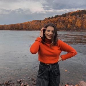 Meet your Posher, Lorena